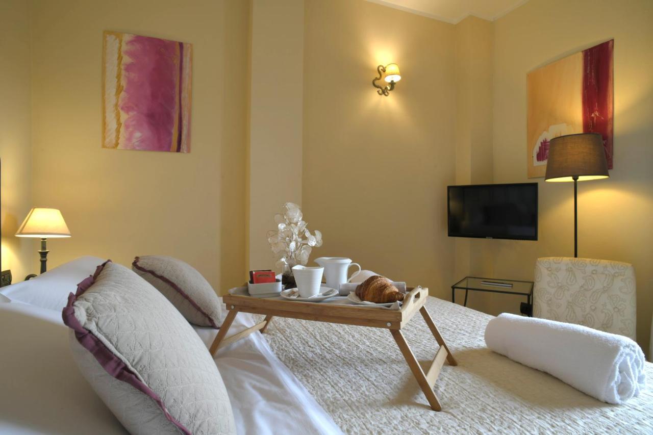 Relais Bella Rosina Pool & Spa La Cassa Eksteriør bilde