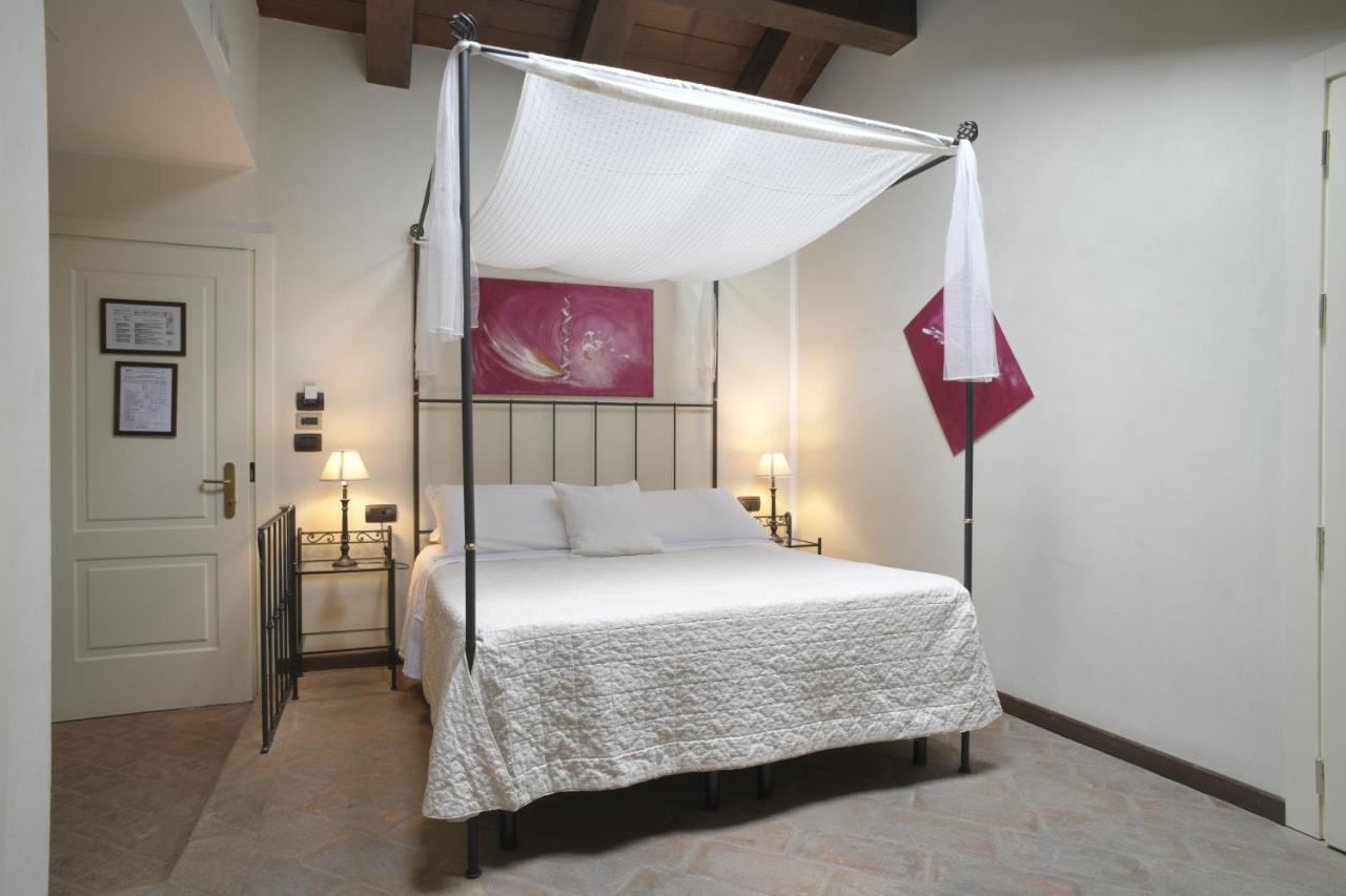 Relais Bella Rosina Pool & Spa La Cassa Eksteriør bilde