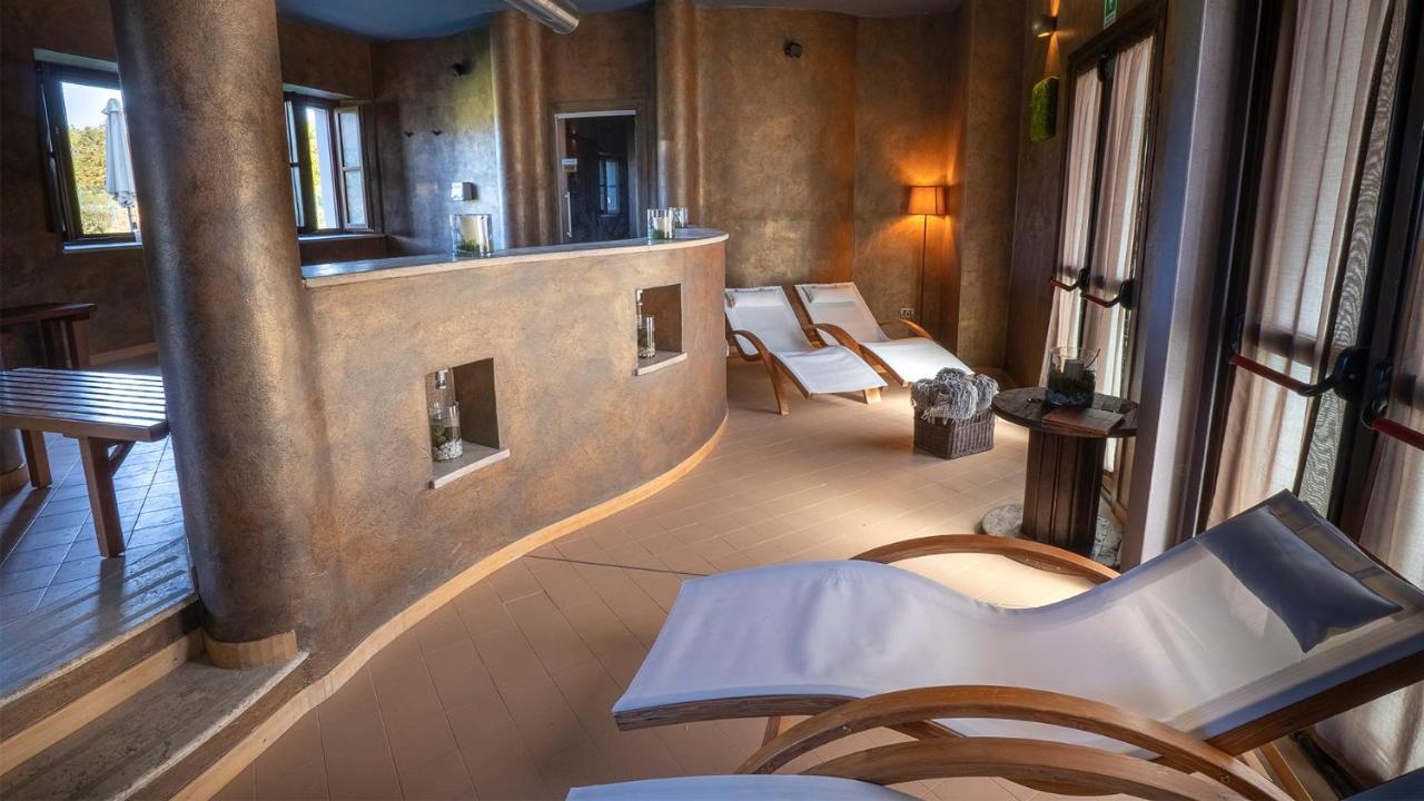 Relais Bella Rosina Pool & Spa La Cassa Eksteriør bilde