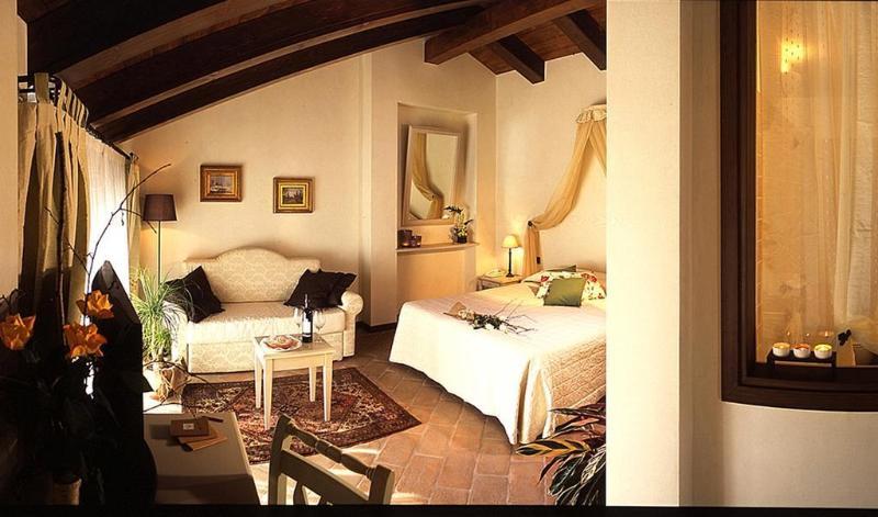 Relais Bella Rosina Pool & Spa La Cassa Eksteriør bilde
