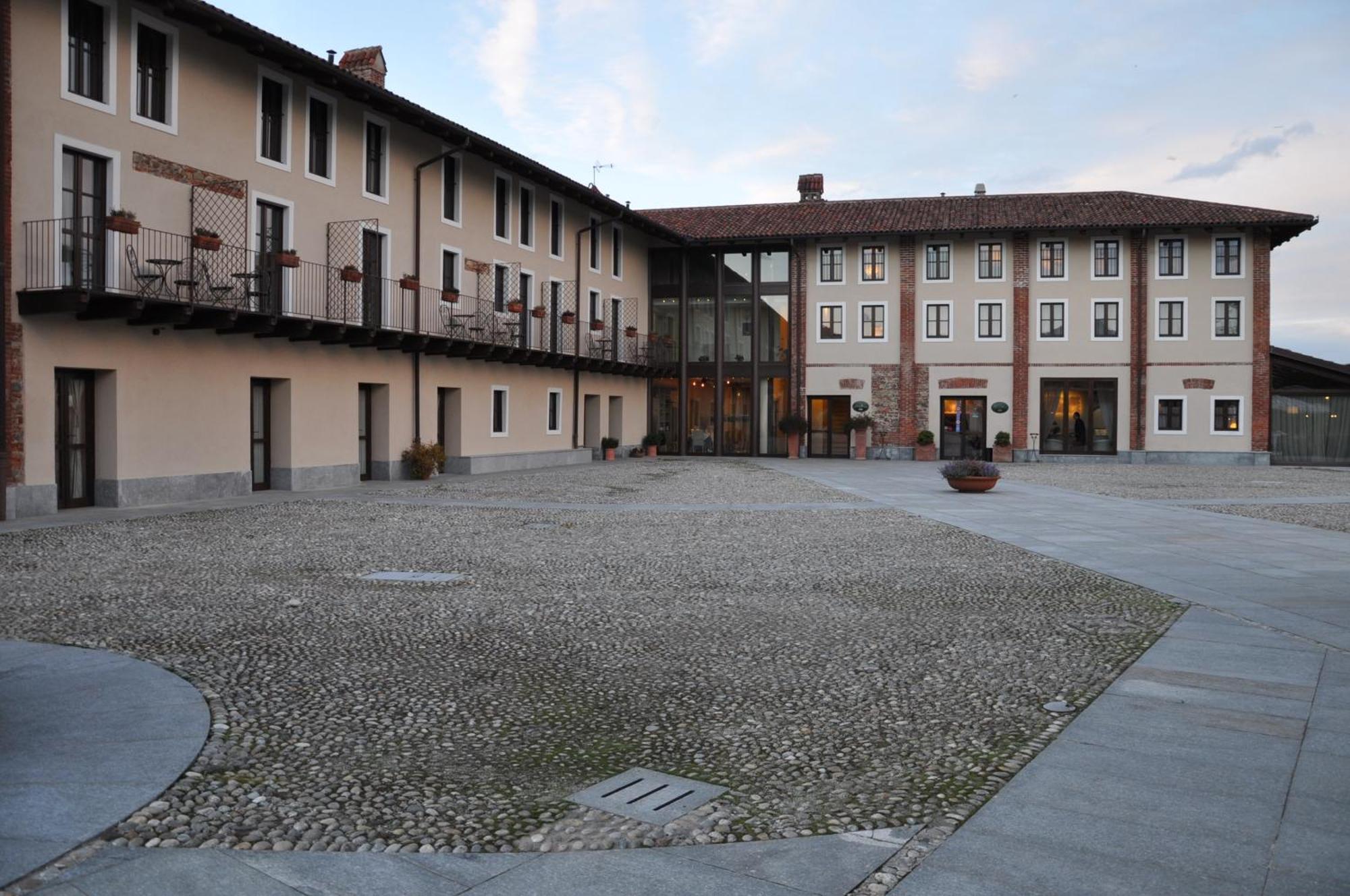 Relais Bella Rosina Pool & Spa La Cassa Eksteriør bilde