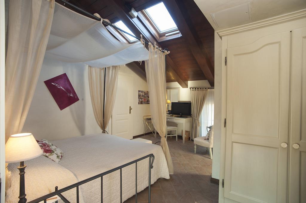 Relais Bella Rosina Pool & Spa La Cassa Eksteriør bilde